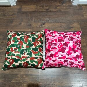 2 brand new BAPE Camo pillows green and pink